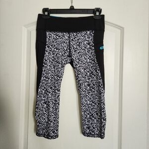Lululemon Capris Retro